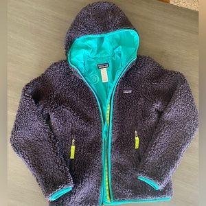 Patagonia retro pile fleece jacket with hood sz S